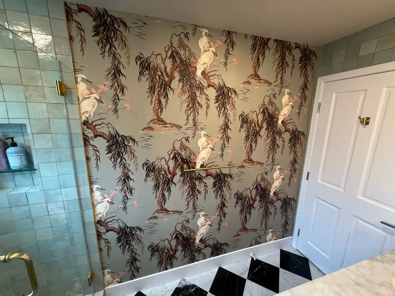 Professional wallpaper installation in Palmdale, CA